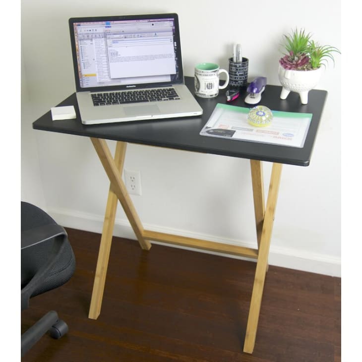 Makeshift desk shop